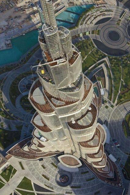 Nouveaux horaires au Burj Khalifa / At the top
