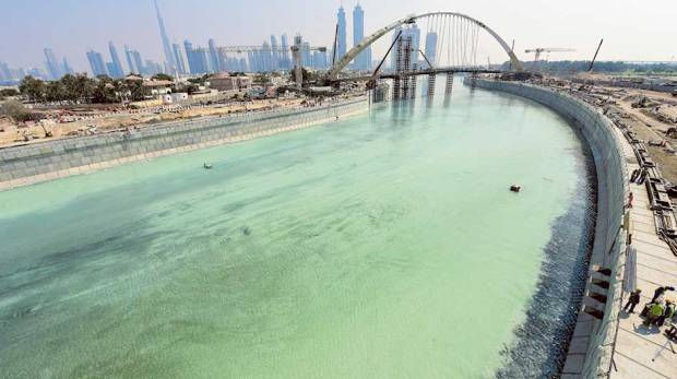 Le Dubai Canal se remplit !
