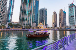 Abra : bateau traditionnel de Dubaï