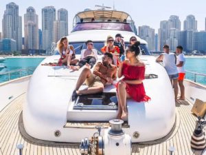 Croisière en yacht à partir de Dubai Marina