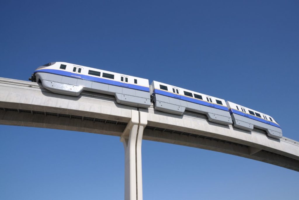 Monorail de Dubaï : découvrez Palm Jumeirah autrement 1 monorail dubai 1