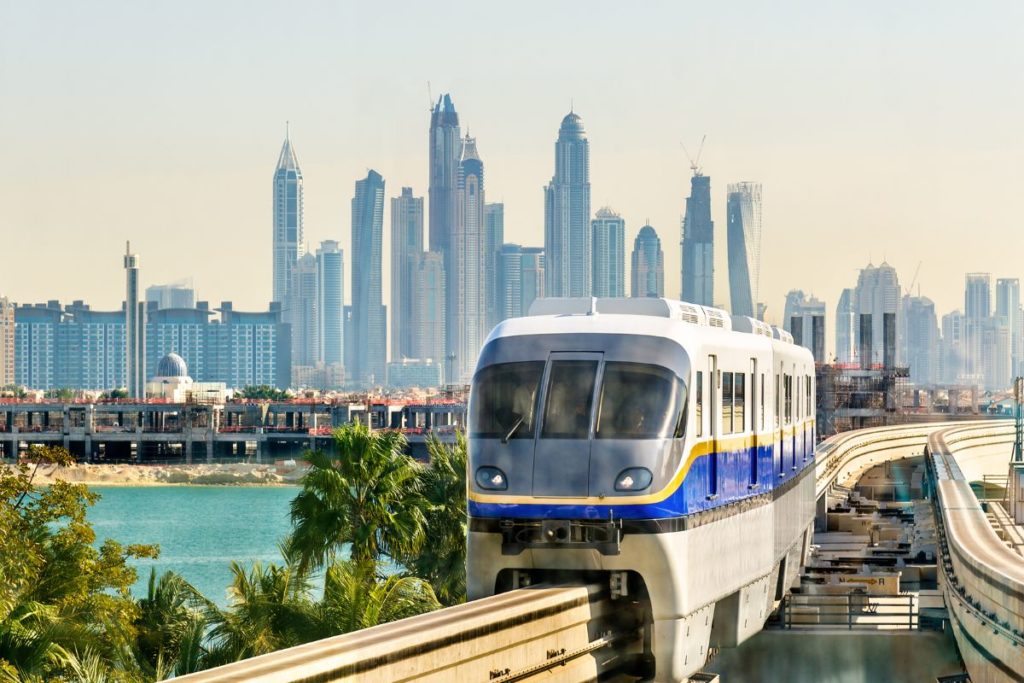Monorail de Dubaï : découvrez Palm Jumeirah autrement 2 monorail dubai 10