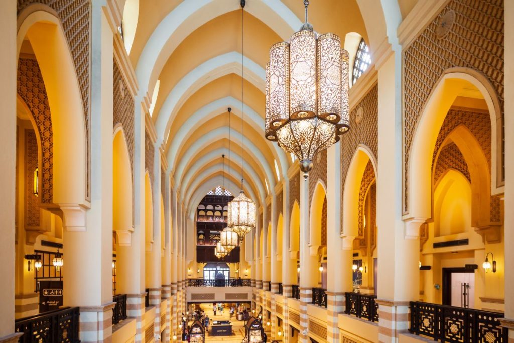 Souk Al Bahar Dubaï : Immersion au cœur du marché arabe de luxe 8 souk al bahar dubai 1