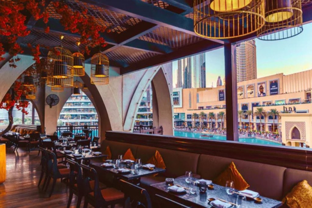 Souk Al Bahar Dubaï : Immersion au cœur du marché arabe de luxe 6 Karma Kafe
