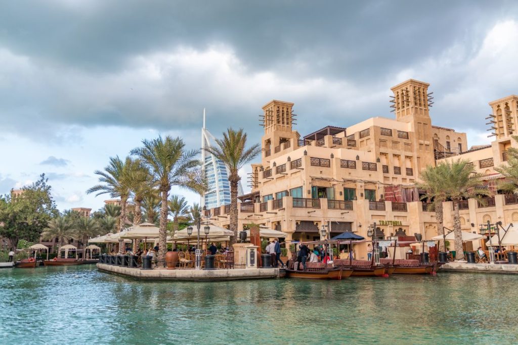 Souk Madinat Jumeirah : dubaï entre canaux et épices 4 Souk Madinat Jumeirah 1