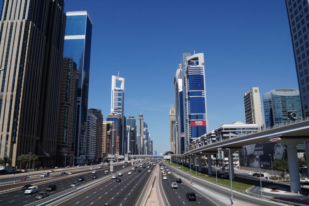 sheikh zayed road 1921 xl